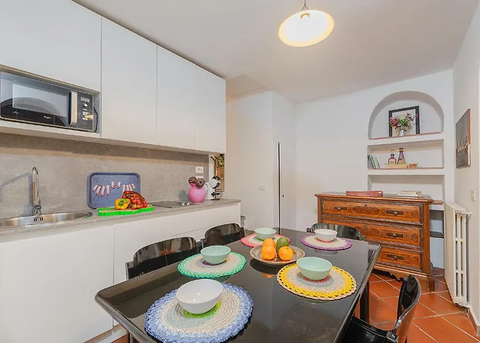 Ethnic-chic, A Due Passi Dal Duomo! Milano