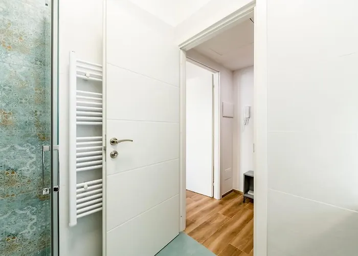 公寓 Bright Elegant Flat With Balcony, Portello 米兰