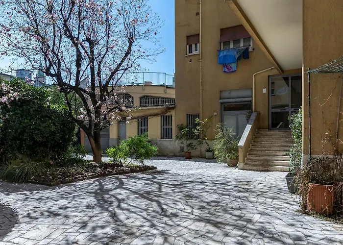 Bright Elegant Flat With Balcony, Portello