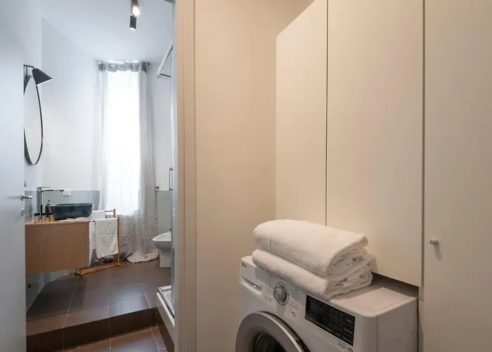 Bazzi, 49 - Bocconi *