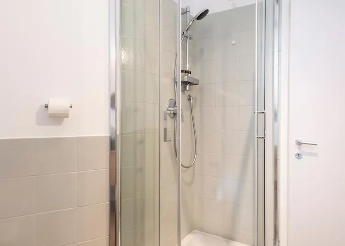 Bazzi, 49 - Bocconi *