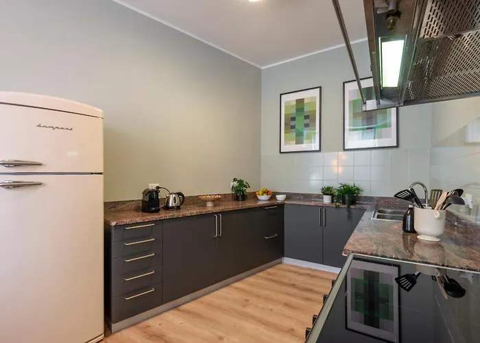 Bazzi, 49 - Bocconi 아파트 *