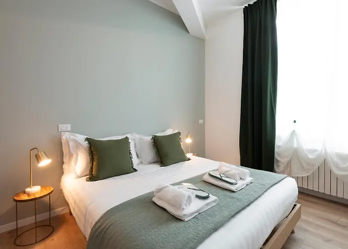 Bazzi, 49 - Bocconi *