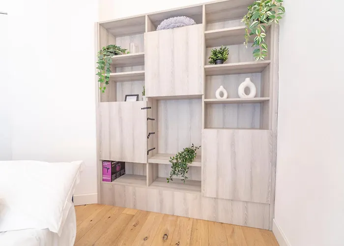 Cozy - Giulio Μιλάνο