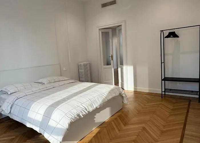 Gae Aulenti Luxury Experience Lägenhet