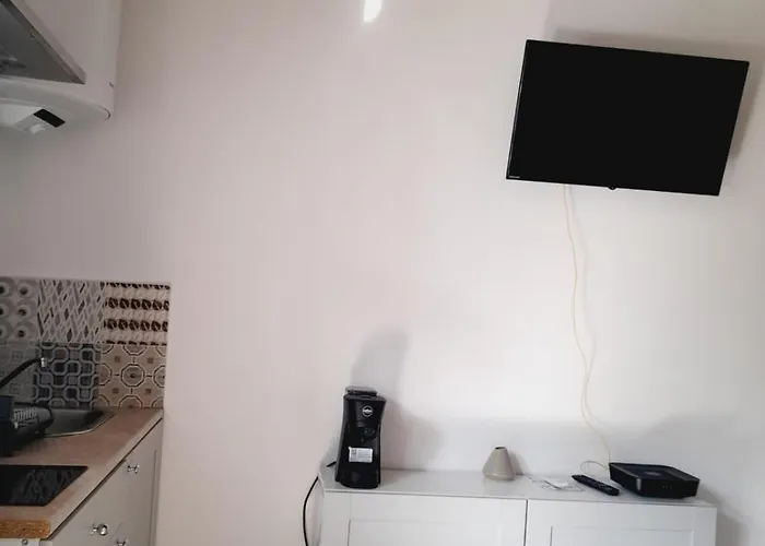 Flat In Milano, Isola Apartment