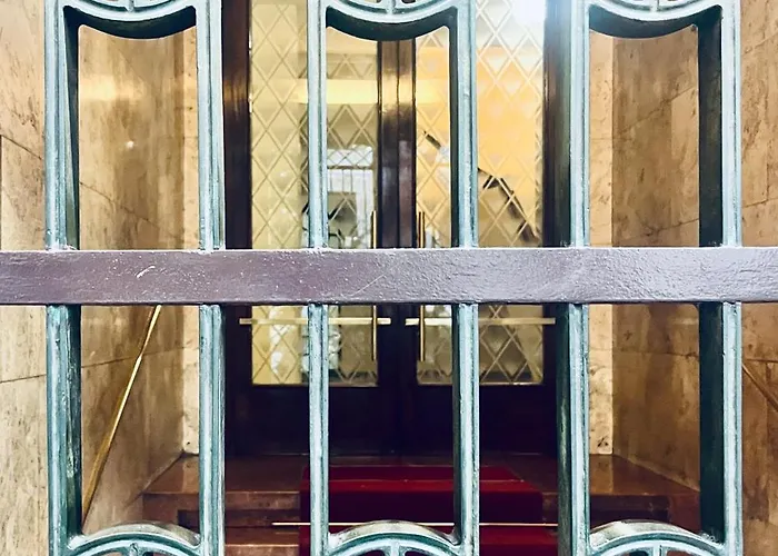 アパート Morozzo1939 - An Authentic Milanese Home, Near Duomo