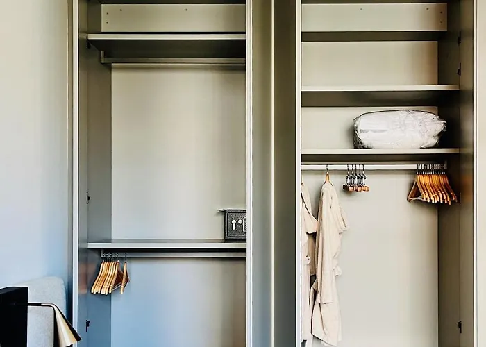 Morozzo1939 - An Authentic Milanese Home, Near Duomo アパート