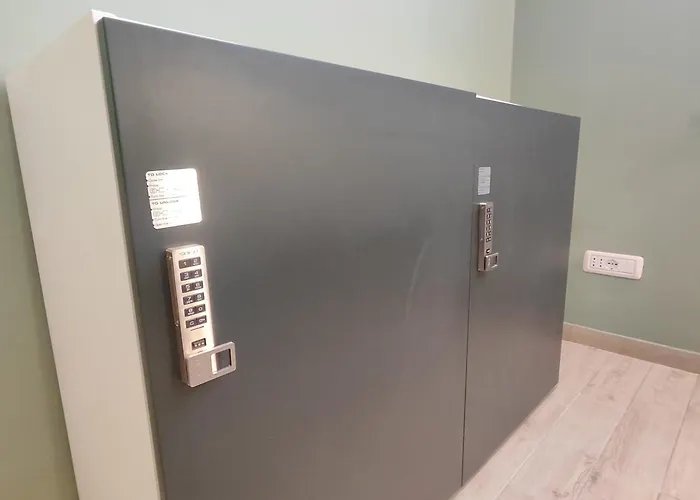 Cinhouse Hostel Mediolan