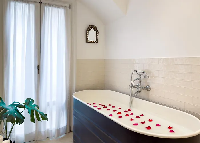 Guesthost - Brera Exclusive And Maison d'hôtes Milan