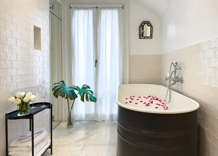 Maison d'hôtes Guesthost - Brera Exclusive And 3*