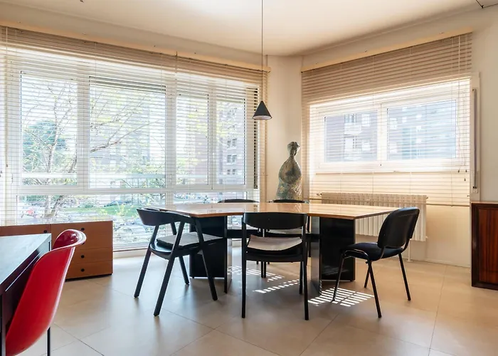 Spacious And Bright In The Center 아파트 밀라노