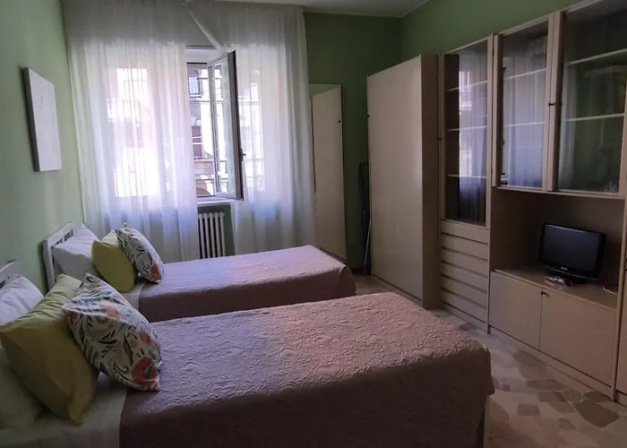 La Casa Di Chira Con Casa Silvestro Μιλάνο