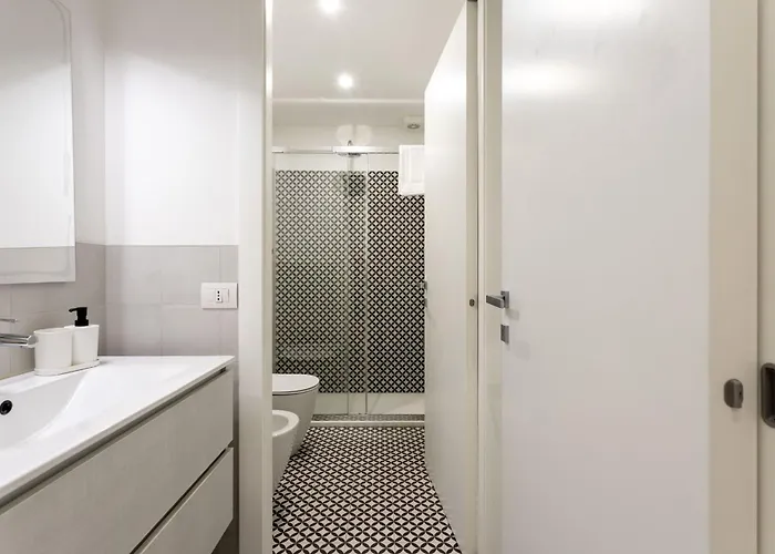 アパート Gorizia Modern One Bedroom By Halldis ミラノ
