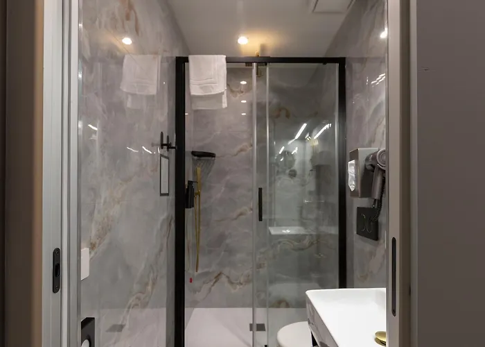 Ah - Duomo Signature 3* Mailand