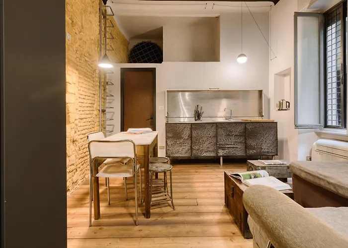 Hostmate - - Pontaccio - Brera *