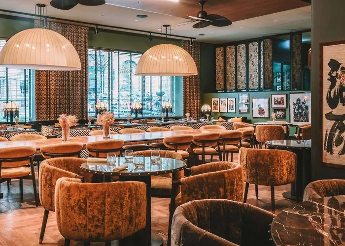 Radisson Collection Hotel, Santa Sofia 5*