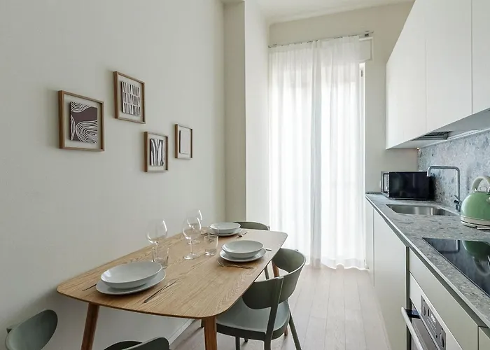 Daire Palazzo Visconti Di Modrone, Two Beautiful By Halldis *