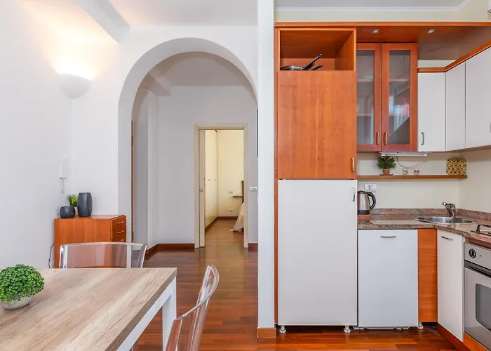 Flat In Center With Terrace, Near Garibaldi Fs Mailand