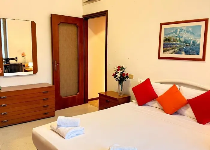 Classic House 15 Minutes From Duomo