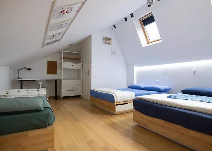 Homi Premium Loft - Near Isola District * Milán