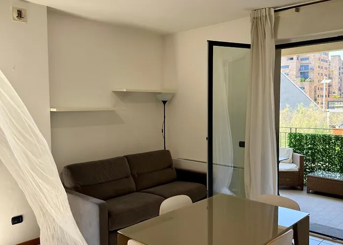 Lr Deluxe - Innovazione 22 * Milano