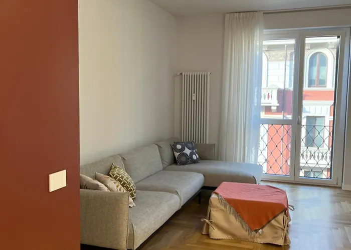 בית אירוח Dani - Double Bedroom With Private Bathroom מילאנו