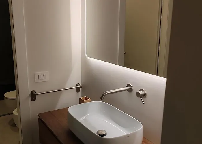 Secret Courtyard ميلان