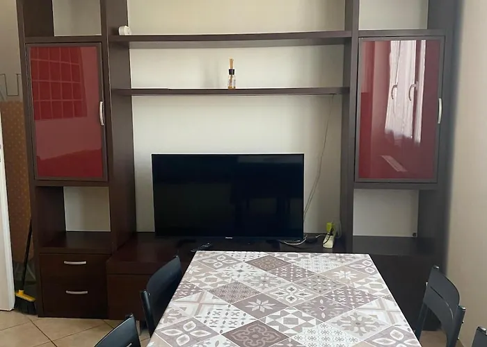 Forlanini 44 * מילאנו