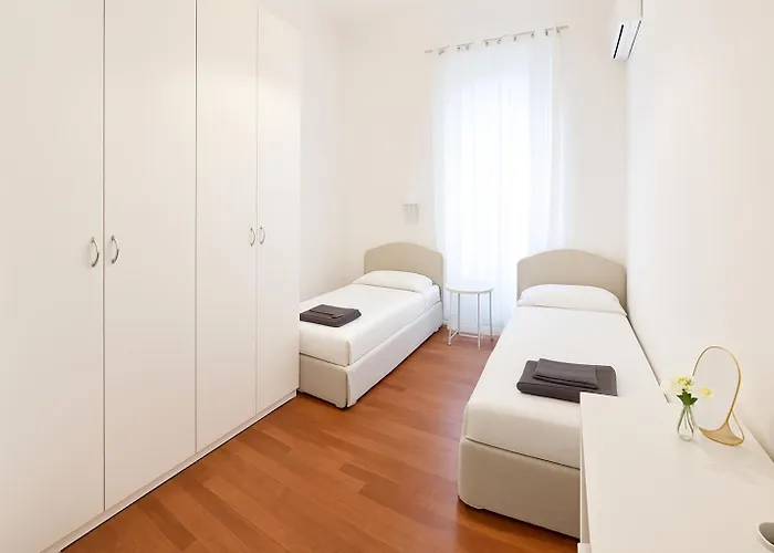 Apartment Casa Ozanam - Quiet And Spacious 6 Beds - Metro Lima Buenos Aires - Duomo 8 Min *