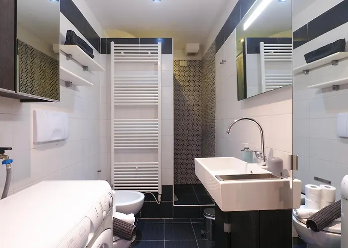 Primopiano - Schiaparelli A Flat Daire