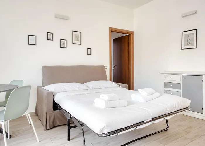 Apartamento Just Urban - Bright Flat Solari Area - 2 Min Metro M4 *