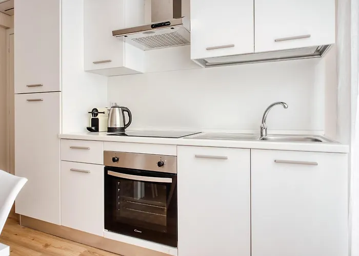Apartmán Hostmate - - Imperia's Prism - Romolo Iulm *