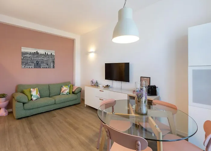 Апартаменты Navigli Charm - Cozy &