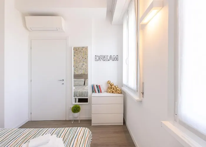 Navigli Charm - Cozy & Апартаменты Милан