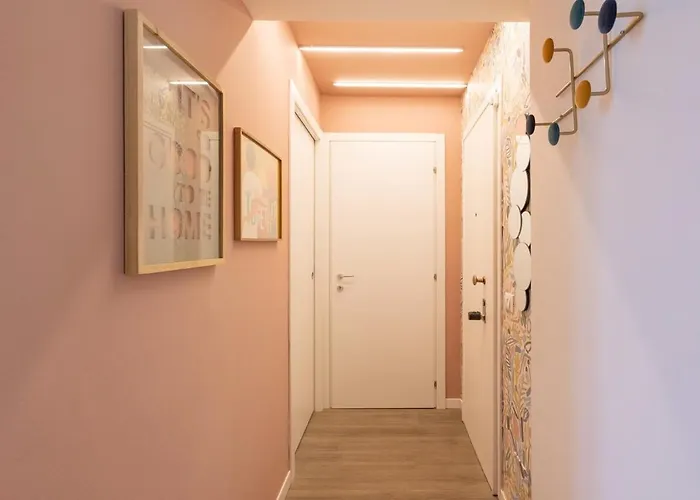 Апартаменты Navigli Charm - Cozy & *