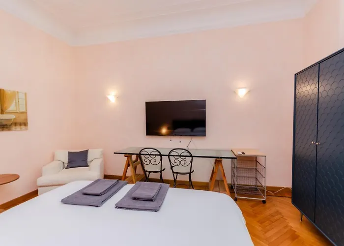 Napo Flat アパート