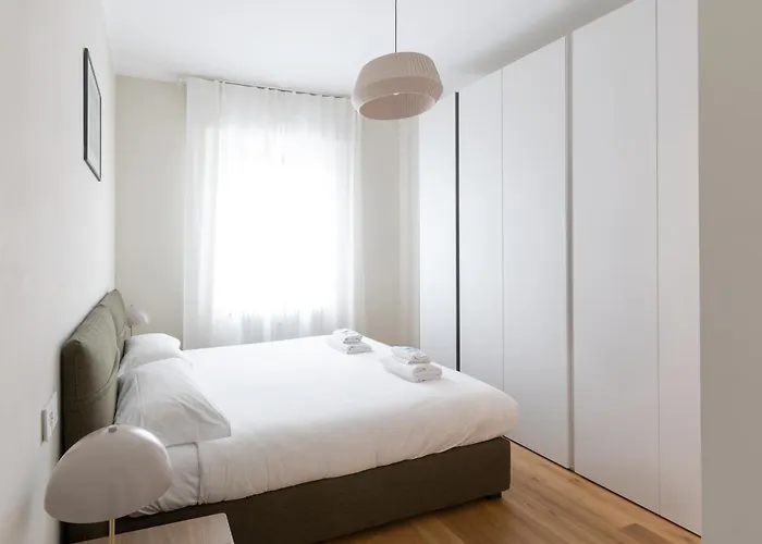 Luminoso Trilocale Certosa - Mirable Pm Apartman *