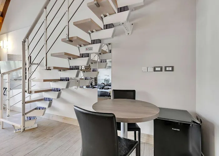 A Tema Πανσιόν