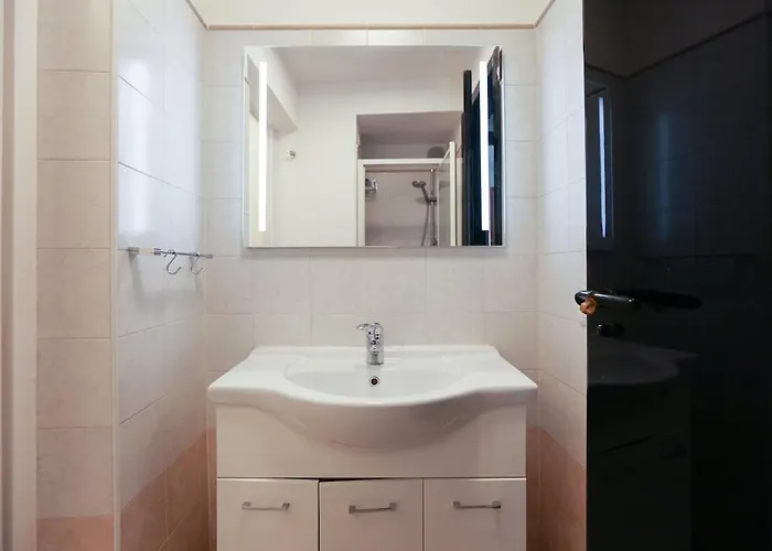 Salmini 4 아파트 *