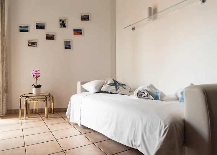 Youhosty - Meloria 10 ミラノ