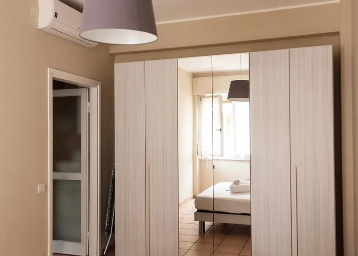 Youhosty - Meloria 10