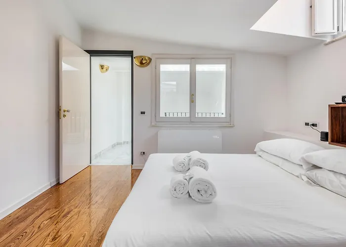 Duomo3'-skylight-idropool-private-cinema-freepark شقة *