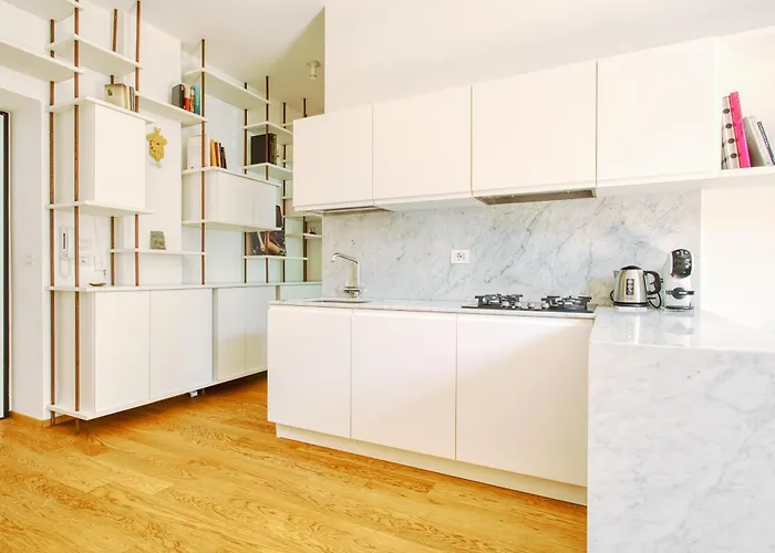 Just Urban - 1br With Outdoor Space - 10 Min Duomo By Tram Apartment