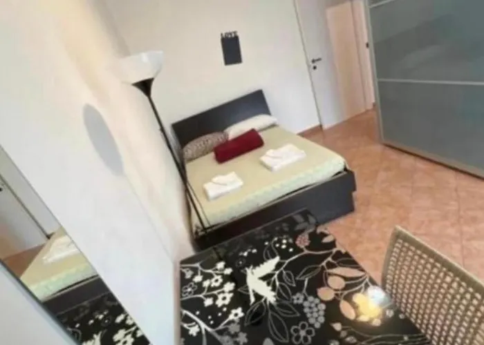 A Due Passi Dal Naviglio