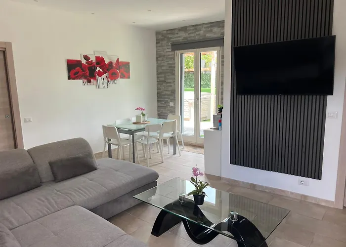 Mambo House Apartman *