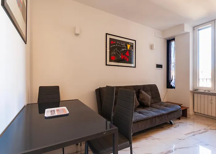 Youhosty - Montegani 2 Apartman Milánó