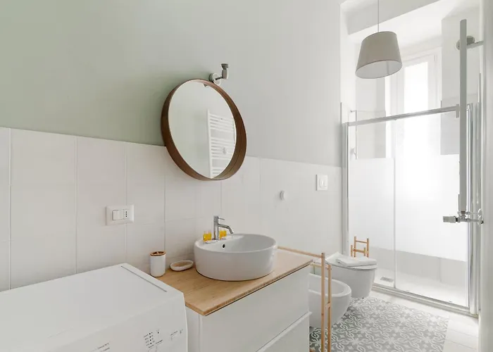 Guesthost - M4 Argonne Balcony Apartmán Milán