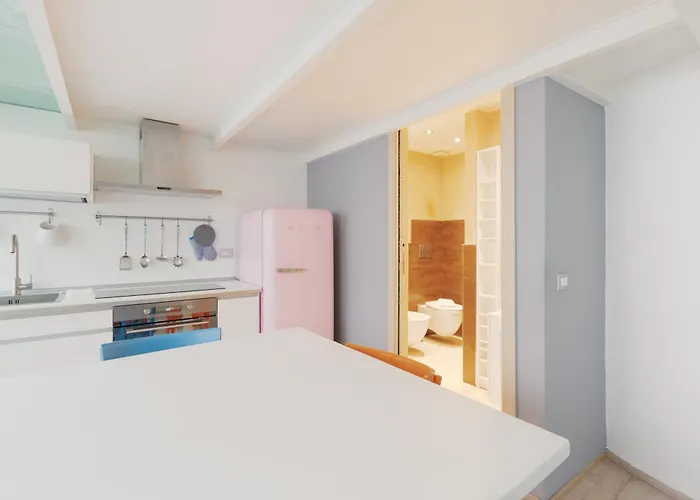 Appartement Guesthost - Cosy On 2 Levels! *