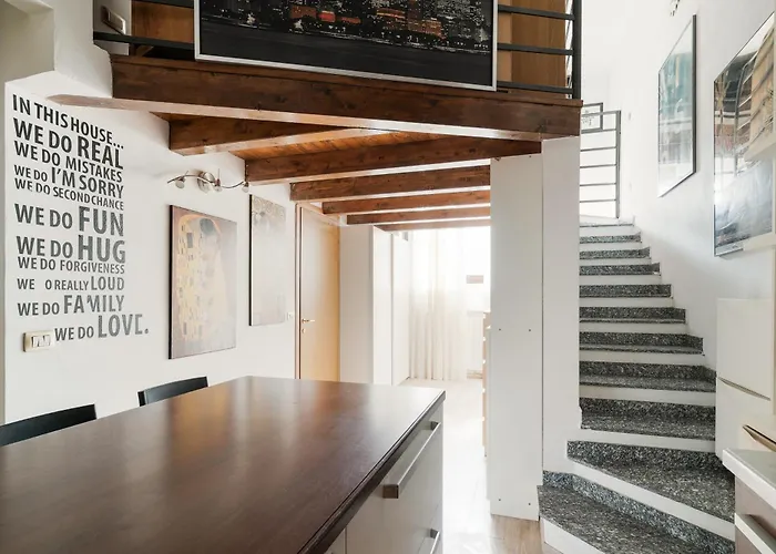 Guesthost - Welcoming Ground-floor With Loft Apartmán Milán